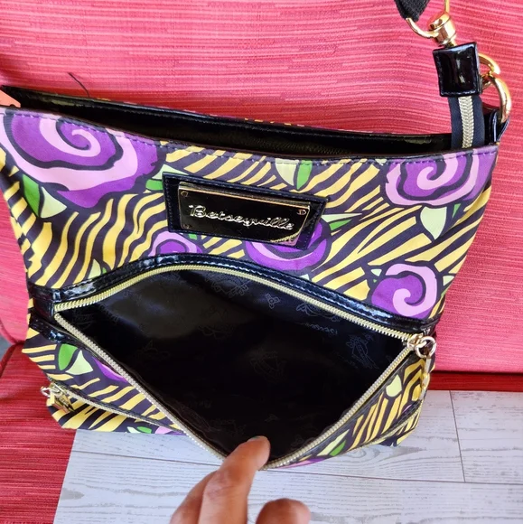 Betsey Johnson Purple and Yellow Crossbody Bag READ DISCRIPTION BEFORE PURCHASE! - Picture 9 of 10